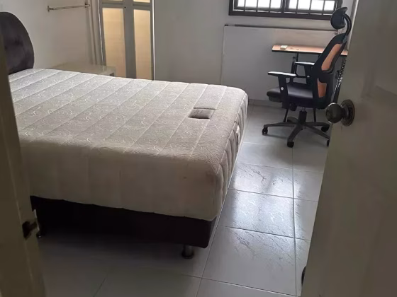 单间出租 • 武吉知马 • 78 Bedok North Road • S$1300 • 4房(3臥室) • 主人房 照片
