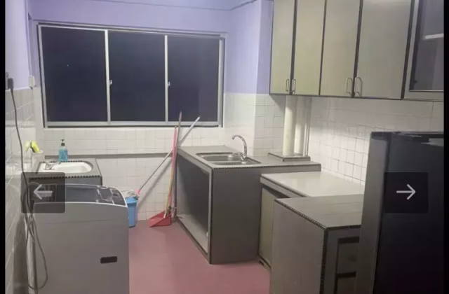 单间出租 • 三巴旺 • 312 Woodlands Street 31 • S$1000 • 3房(2臥室) • 普通房