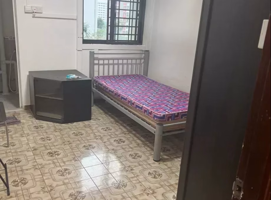 单间出租 • 乌节 • 211 Ang Mo Kio Avenue 3 • S$350 • 3房(2臥室) • 床位出租 照片