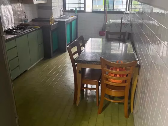 单间出租 • 乌节 • 211 Ang Mo Kio Avenue 3 • S$350 • 3房(2臥室) • 床位出租 照片