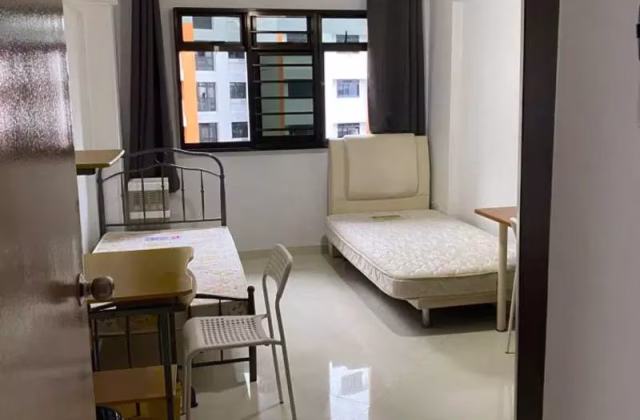 单间出租 • 林厝港 • 671C Jurong West Street 65 • S$600 • 3房(2臥室) • 普通房