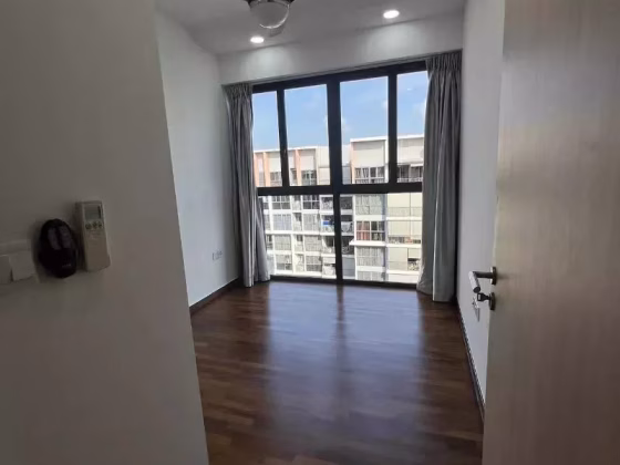 整套出租 • 三巴旺 •  Twin Fountains • S$6000 • 双拼别墅 • 1226ft² / 113m² 照片