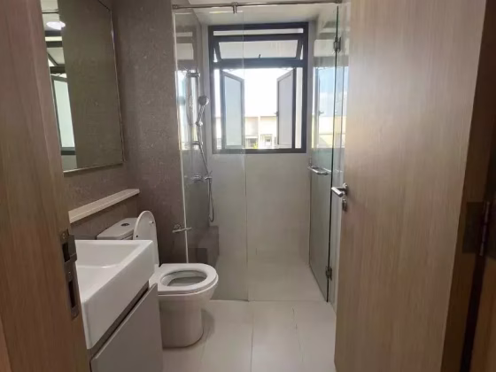 整套出租 • 三巴旺 •  Twin Fountains • S$6000 • 双拼别墅 • 1226ft² / 113m² 照片