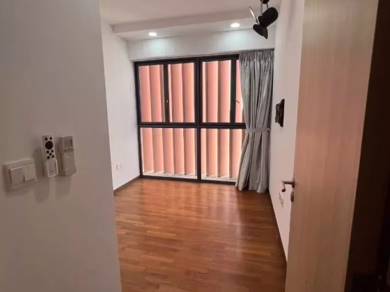 整套出租 • 三巴旺 •  Twin Fountains • S$6000 • 双拼别墅 • 1226ft² / 113m² 照片