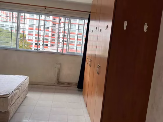 单间出租 • 市中心 • 161 Bishan Street 13 • S$1500 • 5房(4臥室) • 主人房 照片