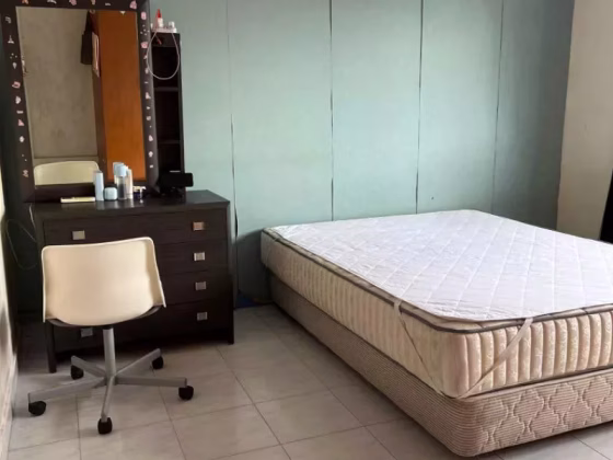 单间出租 • 市中心 • 161 Bishan Street 13 • S$1500 • 5房(4臥室) • 主人房 照片