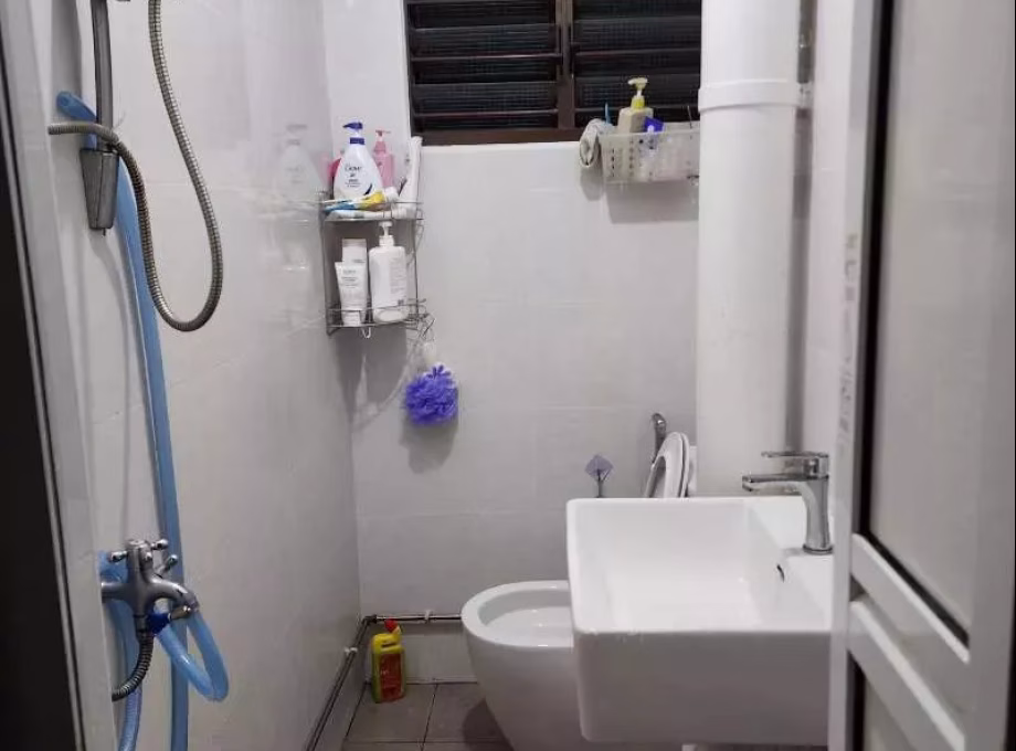 单间出租 • 梧槽 • 867 Yishun Street 81 • S$700 • 3房(2臥室) • 普通房 照片