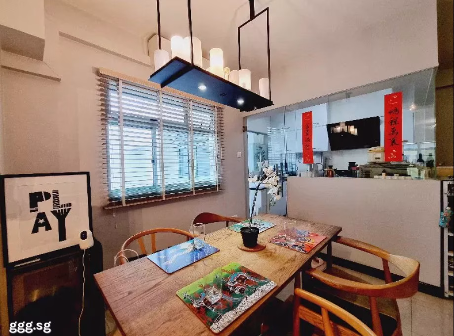 房屋出售 • 樟宜 • 642C Punggol Drive • S$680000 • 3房(2臥室) • 1184ft² / 109m² 照片