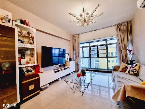 房屋出售 • 樟宜 • 642C Punggol Drive • S$680000 • 3房(2臥室) • 1184ft² / 109m² 照片