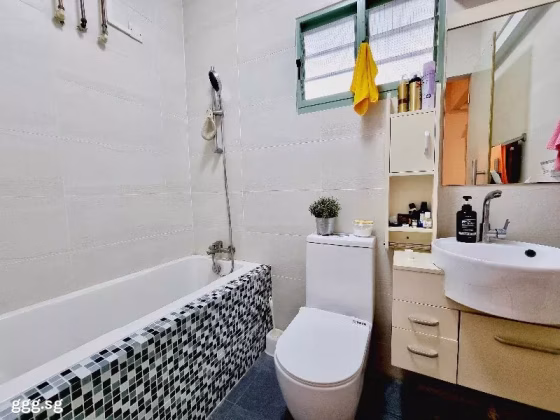 房屋出售 • 樟宜 • 642C Punggol Drive • S$680000 • 3房(2臥室) • 1184ft² / 109m² 照片