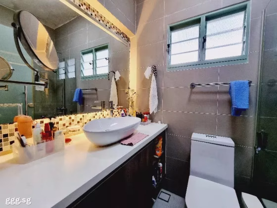 房屋出售 • 樟宜 • 642C Punggol Drive • S$680000 • 3房(2臥室) • 1184ft² / 109m² 照片