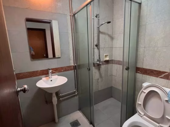 单间出租 • 红山 •  Springdale Condo • S$1150 • 共管公寓 • 普通房 照片