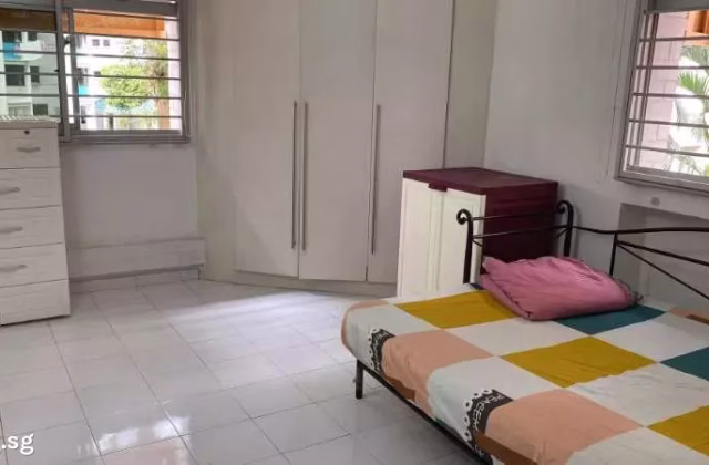单间出租 • 马林百列 • 172 Lorong 1 Toa Payoh • S$1500 • 4房(3臥室) • 主人房
