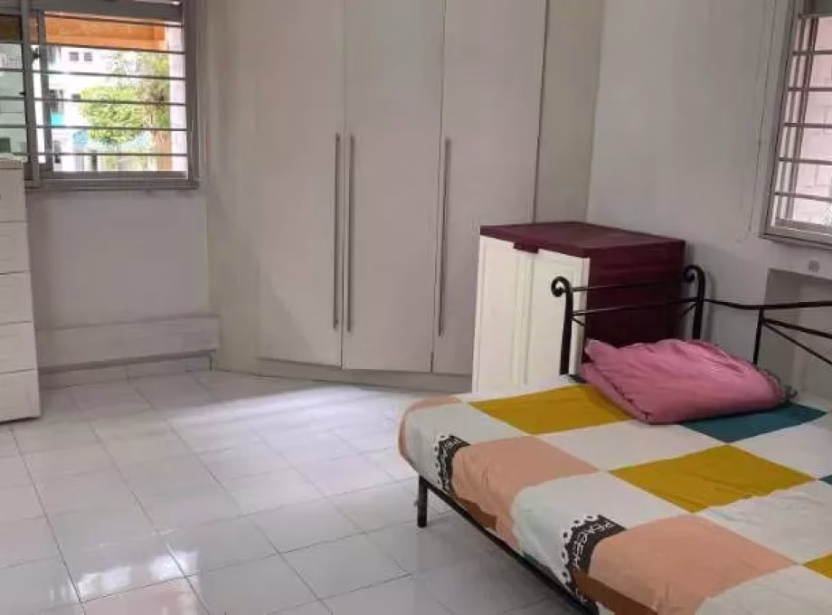 单间出租 • 马林百列 • 172 Lorong 1 Toa Payoh • S$1500 • 4房(3臥室) • 主人房 照片