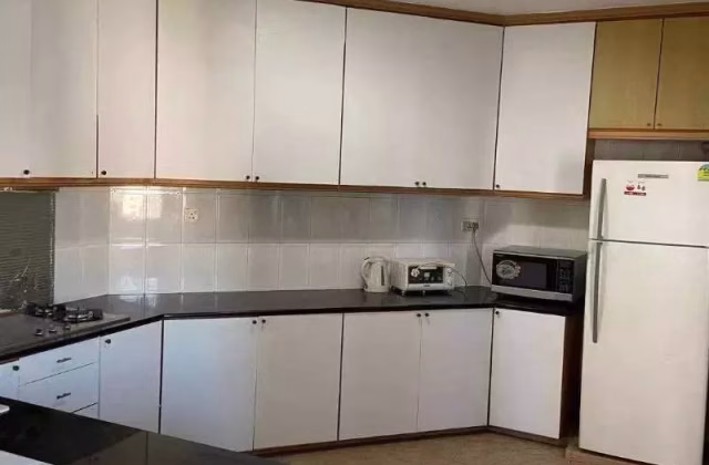 单间出租 • 马林百列 •  Braddell View • S$1400 • 住宅公寓 • 普通房