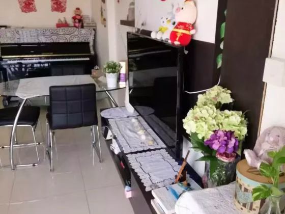 整套出租 • 金文泰 • 26C Jalan Membina • S$4500 • 4房(3臥室) • 980ft² / 91m² 照片