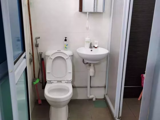 单间出租 • 三巴旺 • 830 Woodlands Street 83 • S$950 • 执行组屋 • 主人房 照片