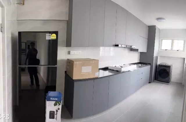 单间出租 • 樟宜 • 173A Punggol Field • S$1000 • 4房(3臥室) • 普通房