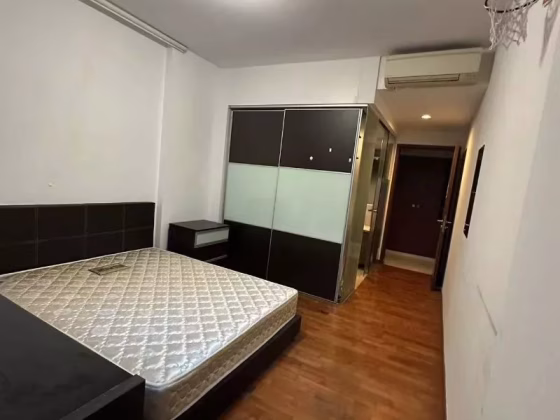 单间出租 • 林厝港 •  The Lakeshore • S$2000 • 共管公寓 • 主人房 照片
