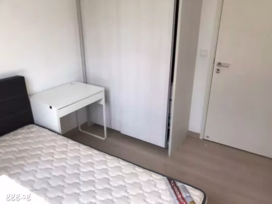 单间出租 • 碧山 •  Esparina Residences • S$55 • 住宅公寓 • 短租房 照片