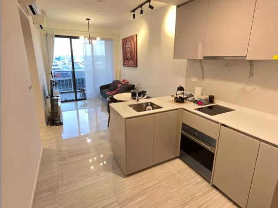 整套出租 • 欧南 •  Parc Esta • S$4500 • 住宅公寓 • 635ft² / 58m² 照片