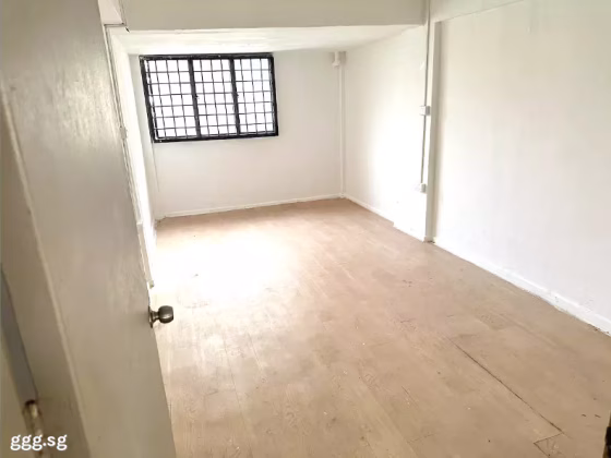 整套出租 • 巴耶利峇 • 214 Jurong East Street 21 • S$3800 • 3房(2臥室) • 883ft² / 82m² 照片