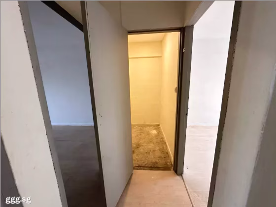 整套出租 • 巴耶利峇 • 214 Jurong East Street 21 • S$3800 • 3房(2臥室) • 883ft² / 82m² 照片