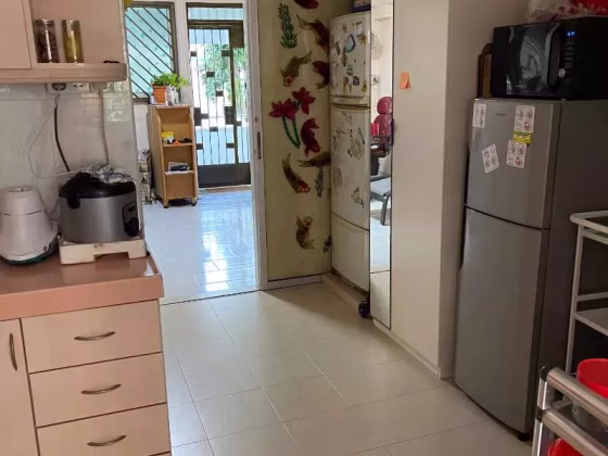 单间出租 • 西部集水区 • 888A Tampines Street 81 • S$1300 • 4房(3臥室) • 普通房 照片
