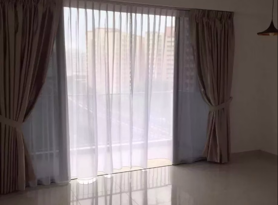 整套出租 • 碧山 •  La Fiesta • S$3700 • 共管公寓 • 732ft² / 68m² 照片