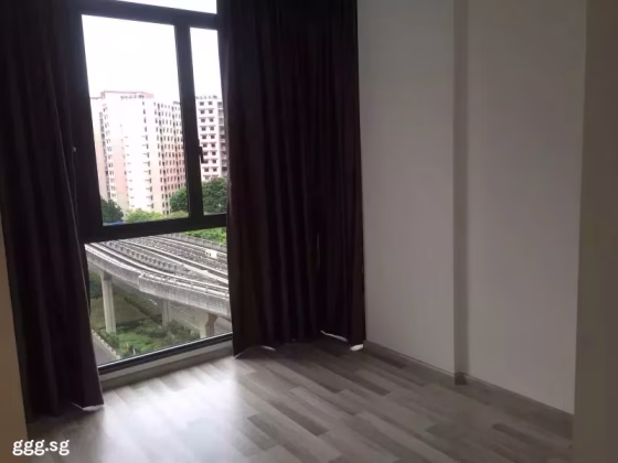 整套出租 • 碧山 •  La Fiesta • S$3700 • 共管公寓 • 732ft² / 68m² 照片