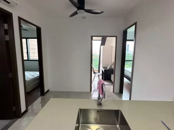 单间出租 • 蔡厝港 •  Normanton Park • S$2550 • 住宅公寓 • 主人房 照片