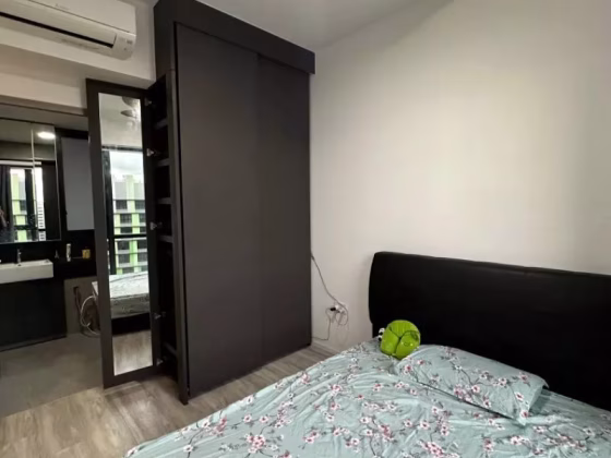单间出租 • 马林百列 •  The Woodleigh Residences • S$2600 • 住宅公寓 • 主人房 照片