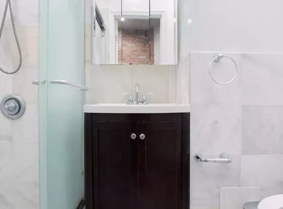 单间出租 • 纽顿 •  Parc Haven • S$800 • 住宅公寓 • 主人房 照片