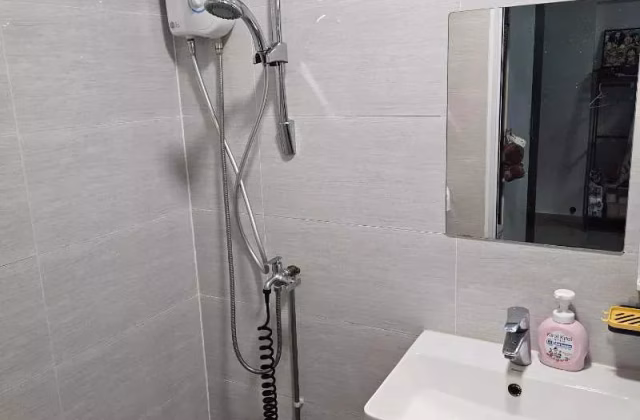 单间出租 • 市中心 • 167 Bishan Street 13 • S$750 • 4房(3臥室) • 床位出租