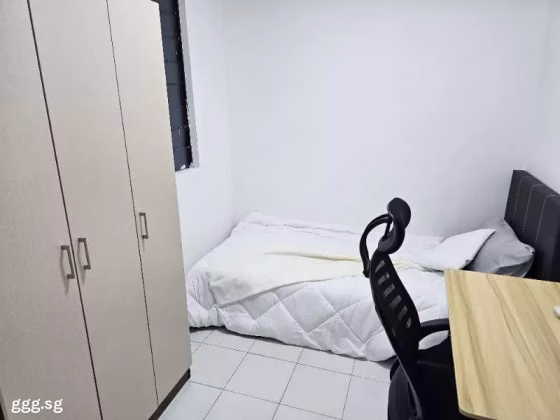 单间出租 • 登加 •  Kim Sia Court • S$1400 • 住宅公寓 • 普通房 照片