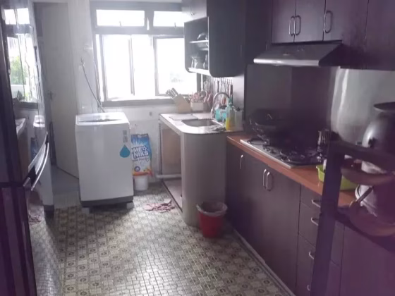 房屋出售 • 马林百列 • 231 Lorong 8 Toa Payoh • S$370000 • 3房(2臥室) • 700ft² / 65m² 照片