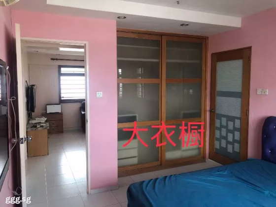 单间出租 • 芽笼 • 687C Choa Chu Kang Drive • S$1300 • 4房(3臥室) • 主人房 照片