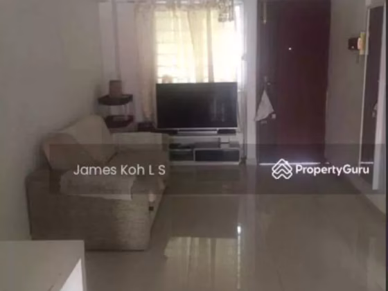 整套出租 • 武吉班让 • 702 West Coast Road • S$3300 • 3房(2臥室) • 751ft² / 69m² 照片