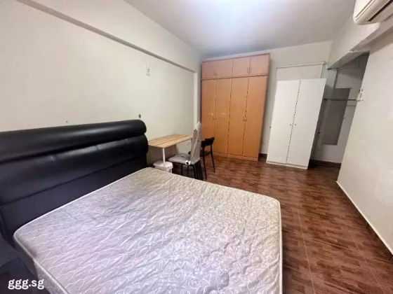 单间出租 • 新加坡河 • 985B Buangkok Crescent • S$1250 • 3房(2臥室) • 主人房 照片