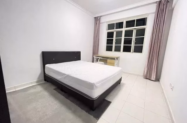 单间出租 • 博物馆 • PENHAS ROAD (208191) • S$2300 • 共管公寓 • 主人房