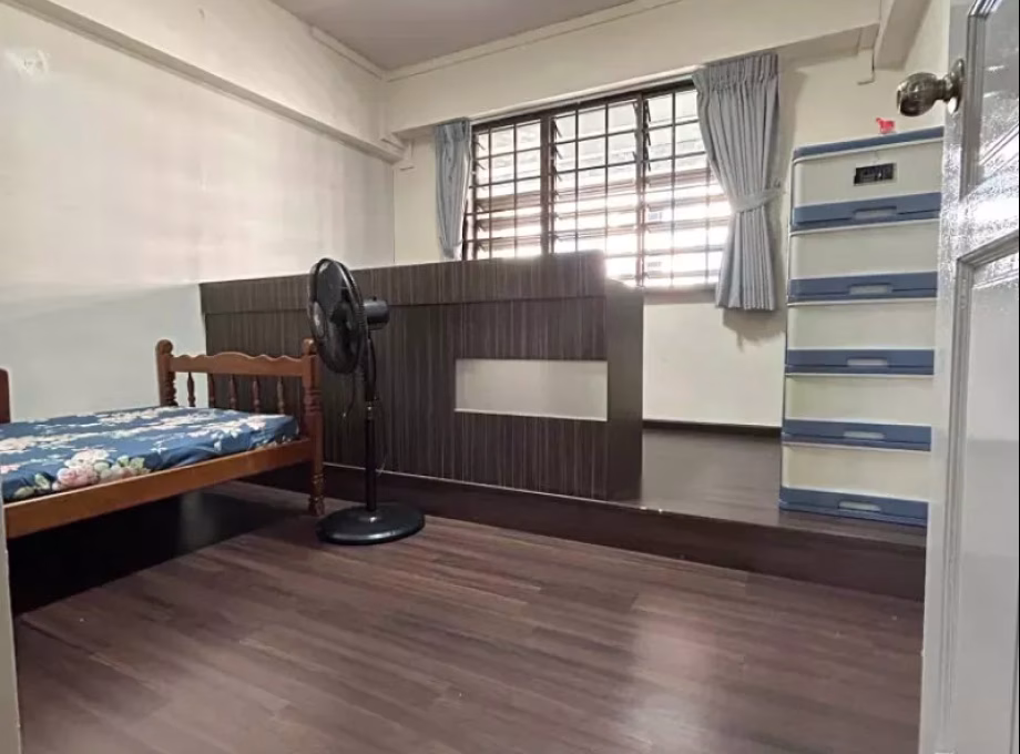单间出租 • 梧槽 • 759 Yishun Street 72 • S$850 • 4房(3臥室) • 普通房 照片