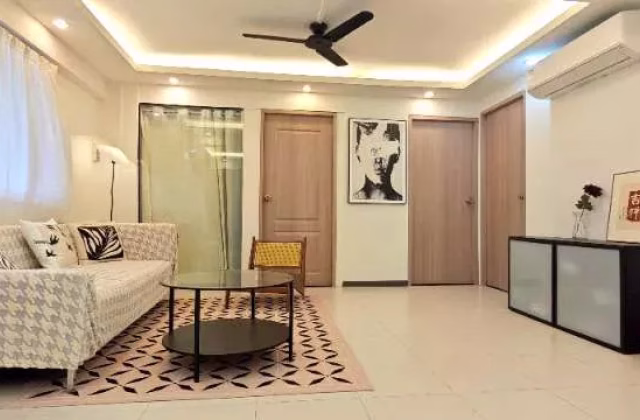整套出租 • 蔡厝港 • 13 Holland Drive • S$4600 • 4房(3臥室) • 947ft² / 87m²