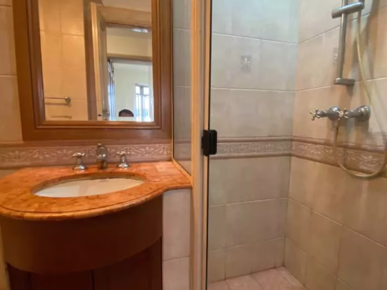 单间出租 • 诺维娜 •  Sherwood Condo • S$900 • 共管公寓 • 普通房 照片