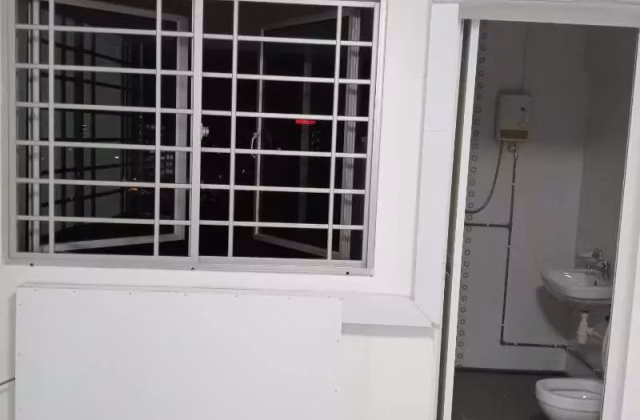 单间出租 • 市中心 • 403 Sin Ming Avenue • S$1500 • 4房(3臥室) • 主人房