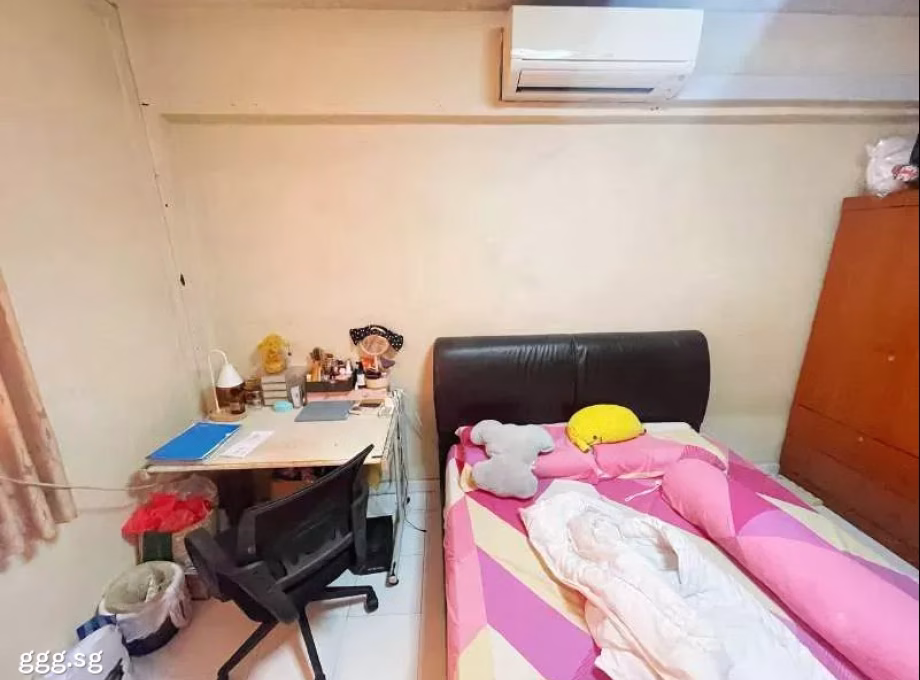 单间出租 • 乌节 • 426 Ang Mo Kio Avenue 3 • S$1000 • 4房(3臥室) • 普通房 照片