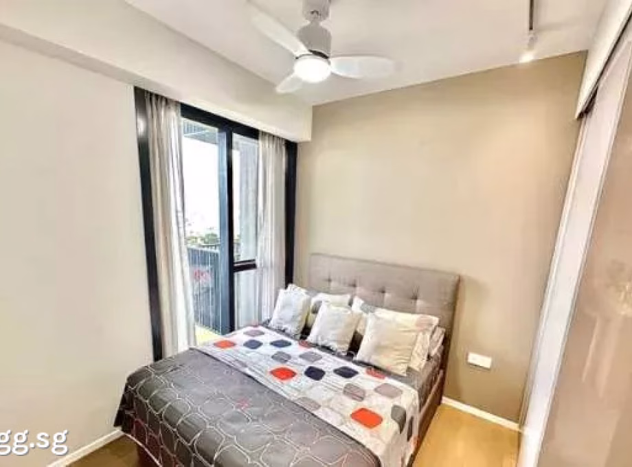 整套出租 • 欧南 •  Parc Esta • S$2600 • 共管公寓 • 420ft² / 39m² 照片