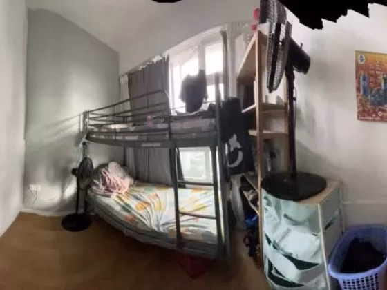 单间出租 • 蔡厝港 • 42A Margaret Drive • S$700 • 3房(2臥室) • 佣人房 照片
