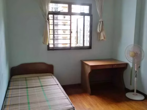 单间出租 • 林厝港 • 678B Jurong West Street 64 • S$1000 • 3房(2臥室) • 普通房 照片