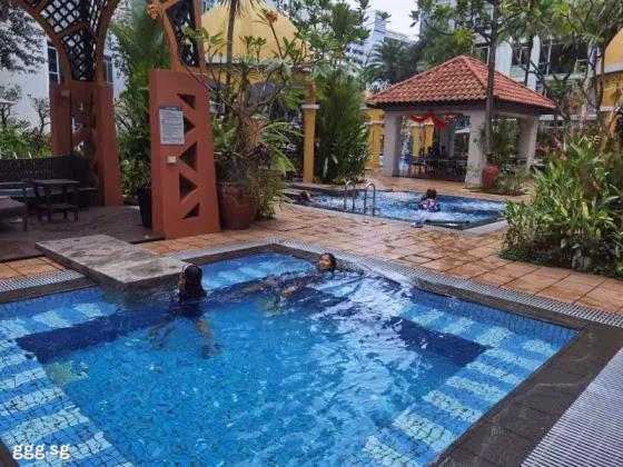 单间出租 • 林厝港 •  The Lakeshore • S$1450 • 住宅公寓 • 普通房 照片
