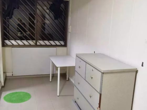 单间出租 • 欧南 • 40 Sims Drive • S$600000 • 4房(3臥室) • 普通房 照片